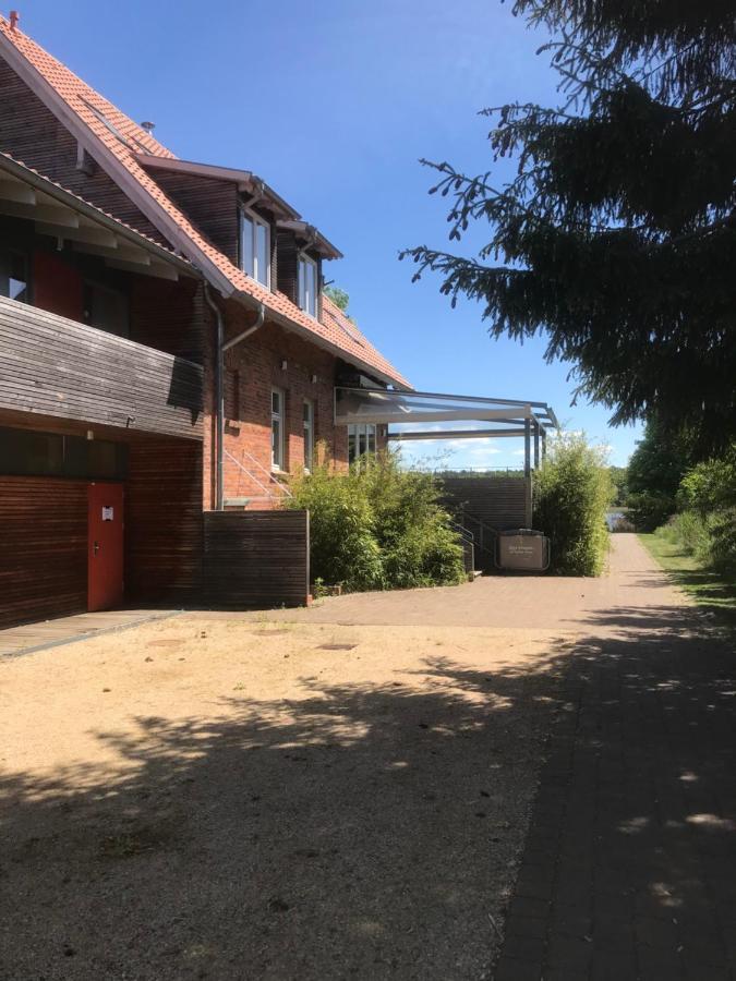Prima Inn Ferienwohnungen Sonnenufer Am Ruppiner See 诺伊鲁平 外观 照片