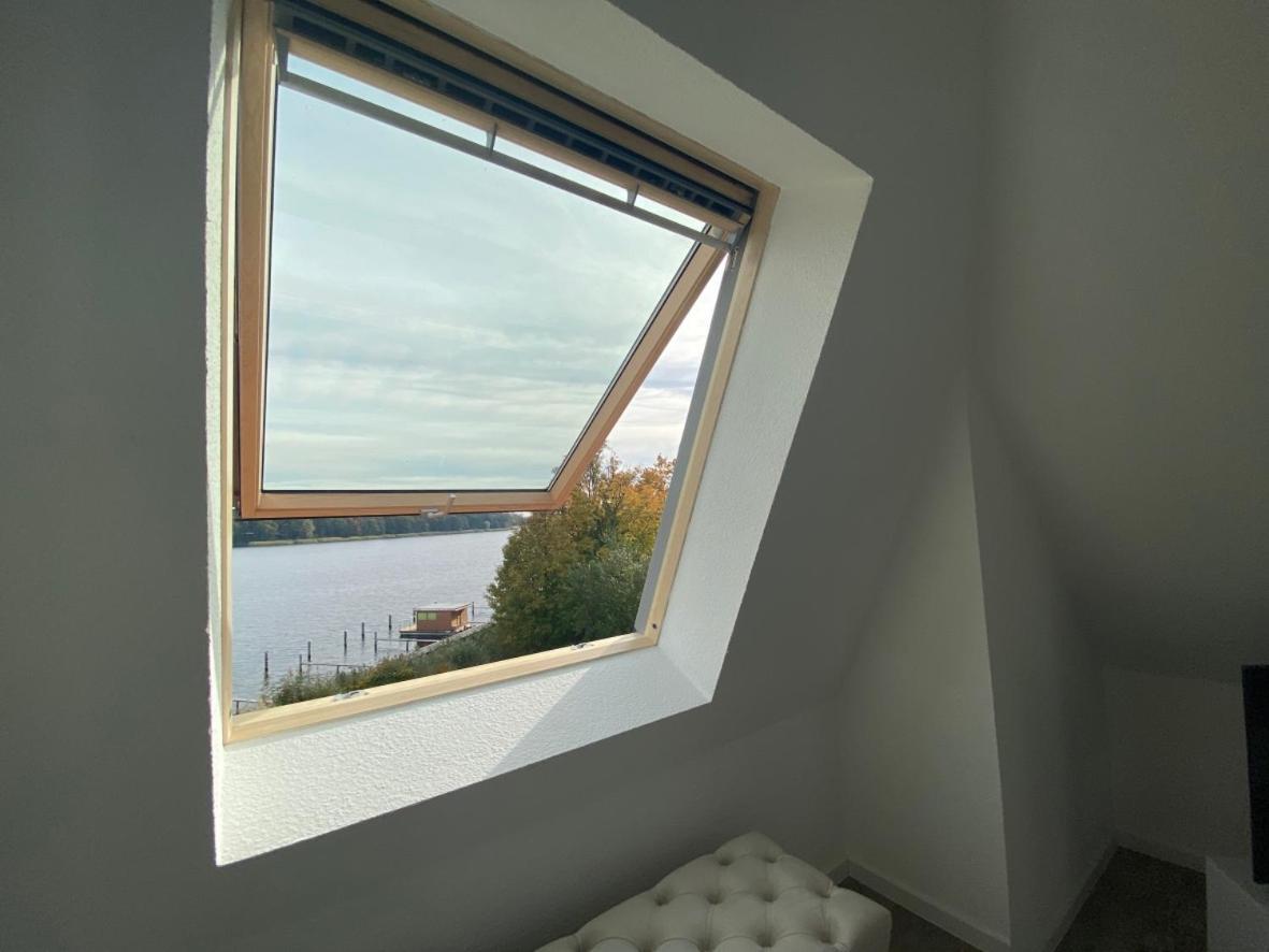 Prima Inn Ferienwohnungen Sonnenufer Am Ruppiner See 诺伊鲁平 外观 照片